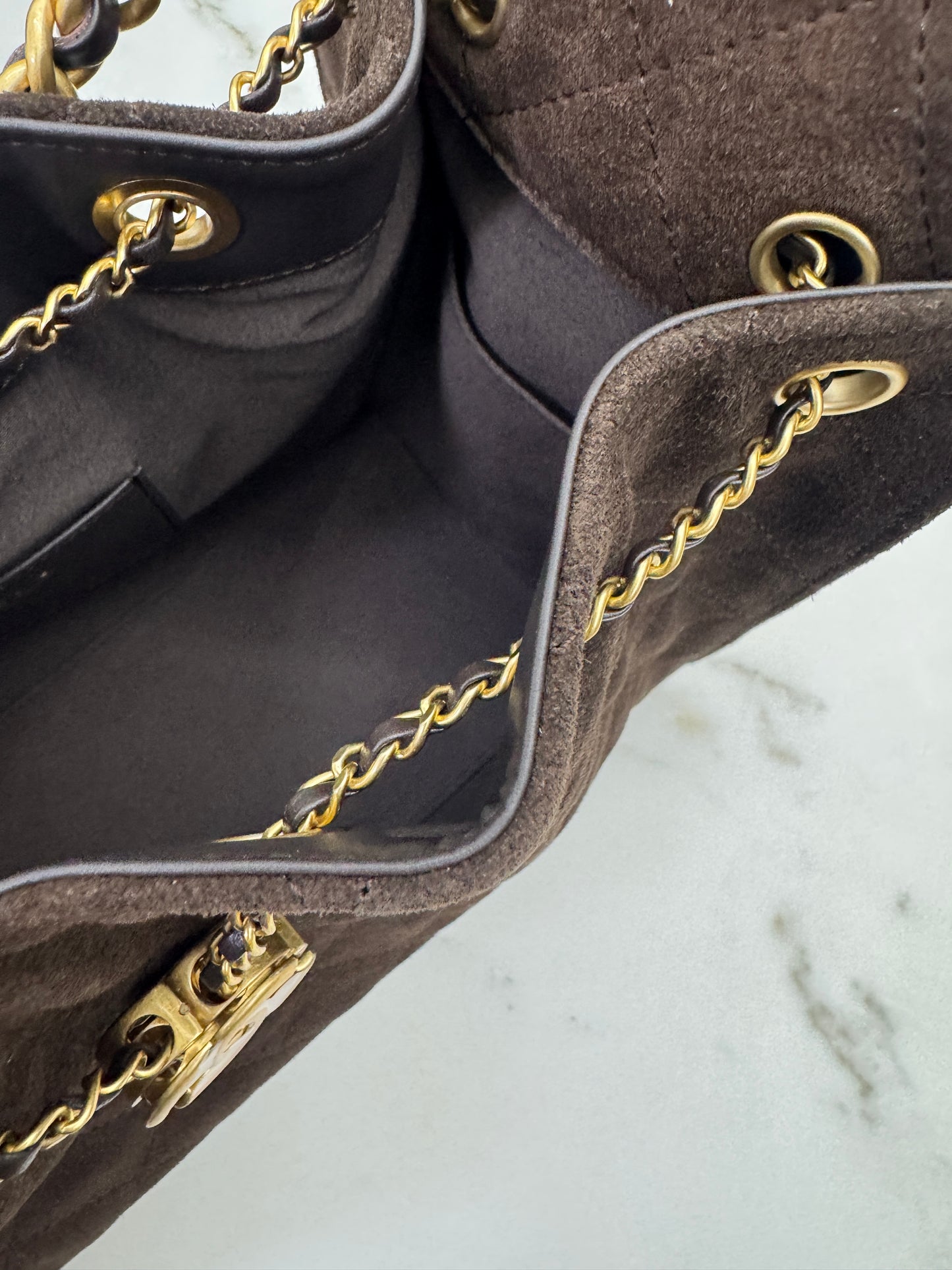 CHANEL 25Bag 麂皮深棕色 Small