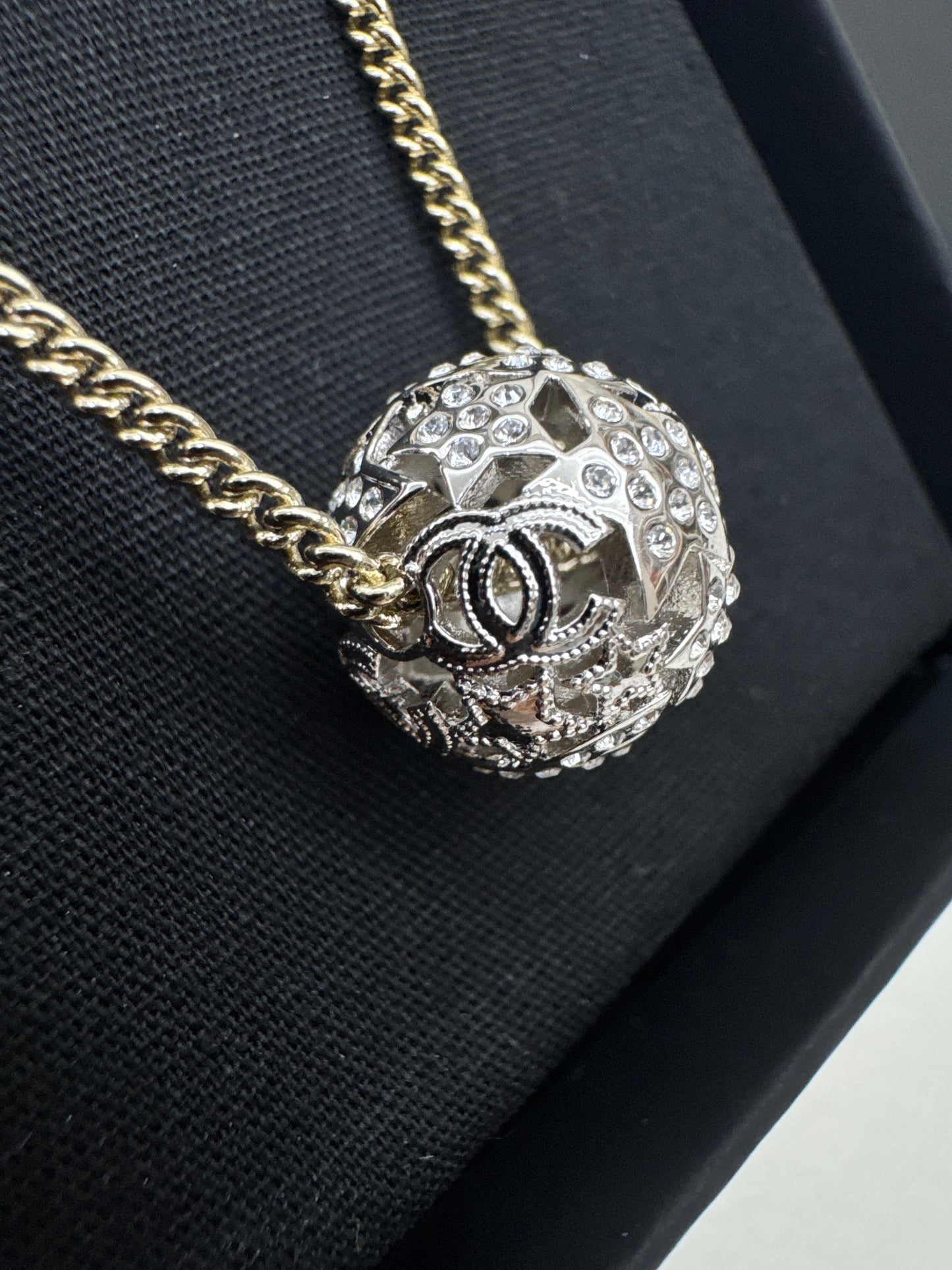 CHANEL 25A 水晶球項鏈