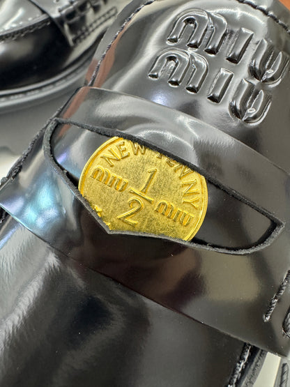 MIU MIU 金幣厚底Loafers 黑色