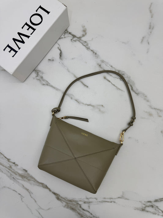LOEWE Puzzle Fold Pouch Clay Green