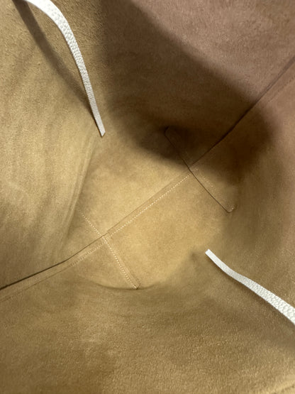 THE ROW N/S Park 奶白色 Medium