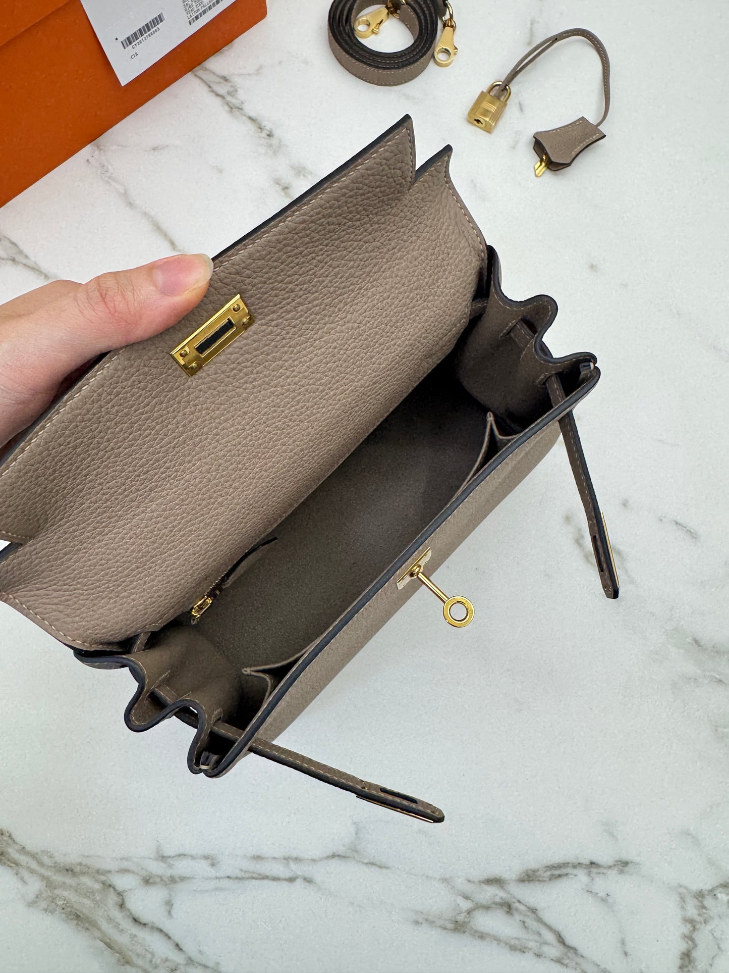 HERMES Kelly 25 斑鳩灰金扣 內縫 Togo 81 Gris Tourterelle GHW
