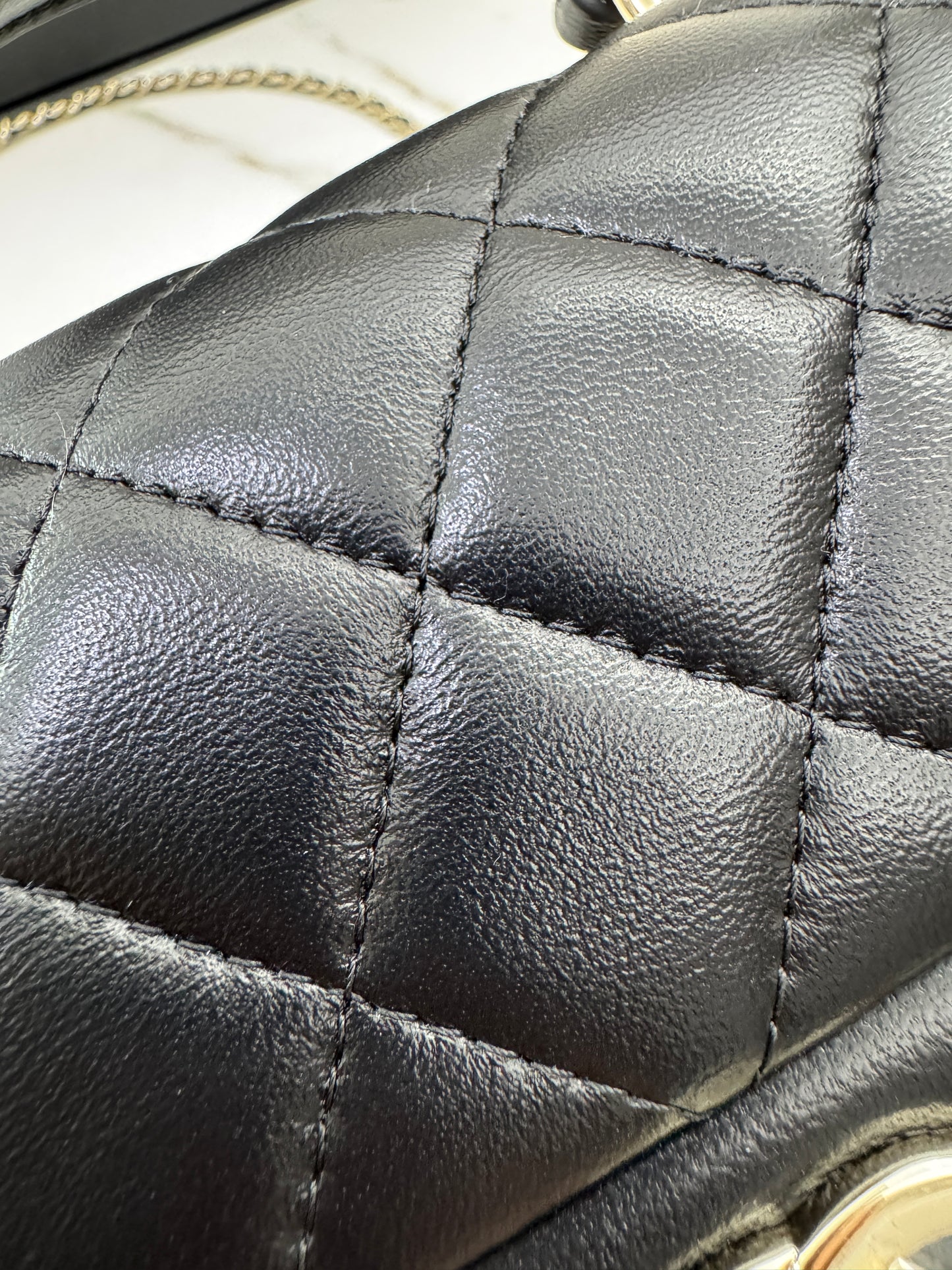 CHANEL Mini CF Handle 黑色羊皮淺金扣 Black Lambskin with GHE