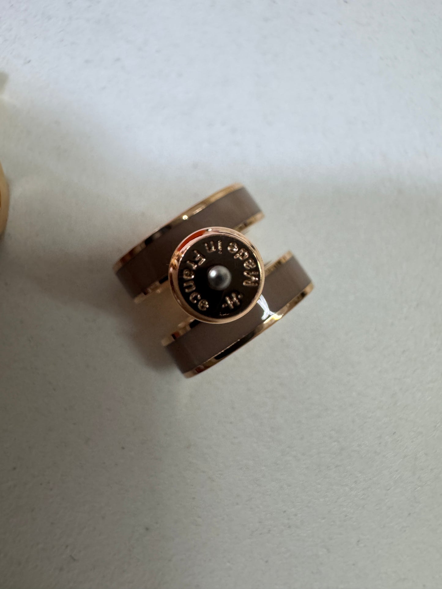 HERMES Pop H 奶茶灰 玫瑰金耳環