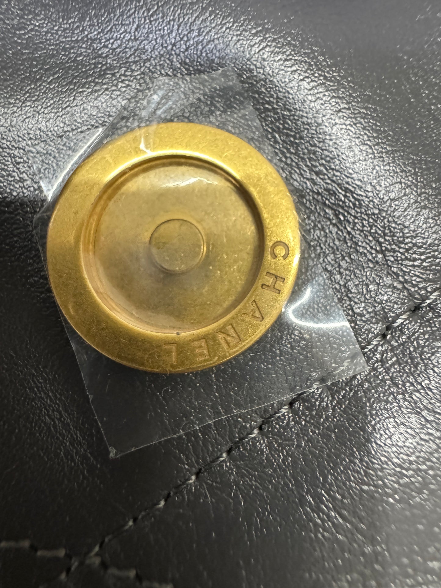 CHANEL 22Bag 小號 深灰色
