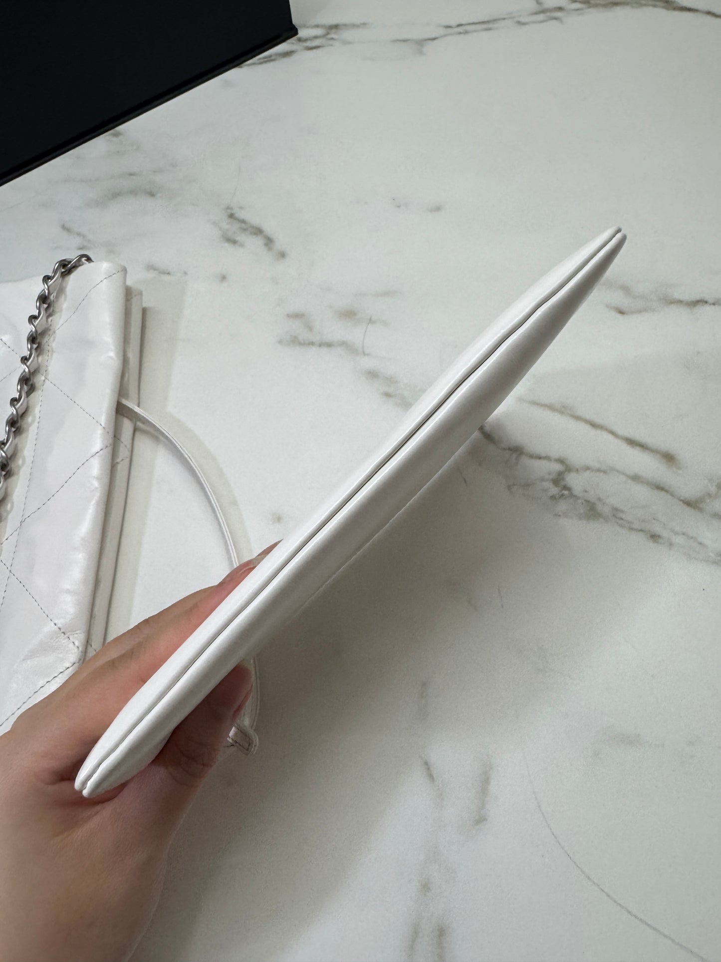 CHANEL 22 Bag Medium 白銀