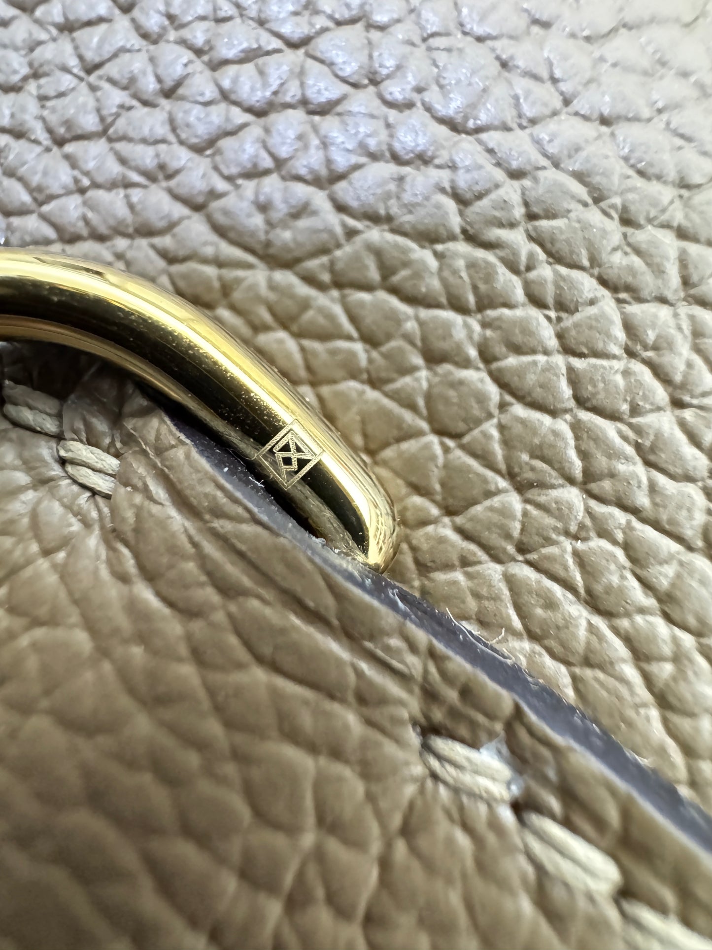HERMES Kelly Danse 馬爾法米金扣 Evercolor 8Q GHW
