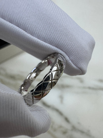 CHANEL Coco Crush Mini戒指 白金色