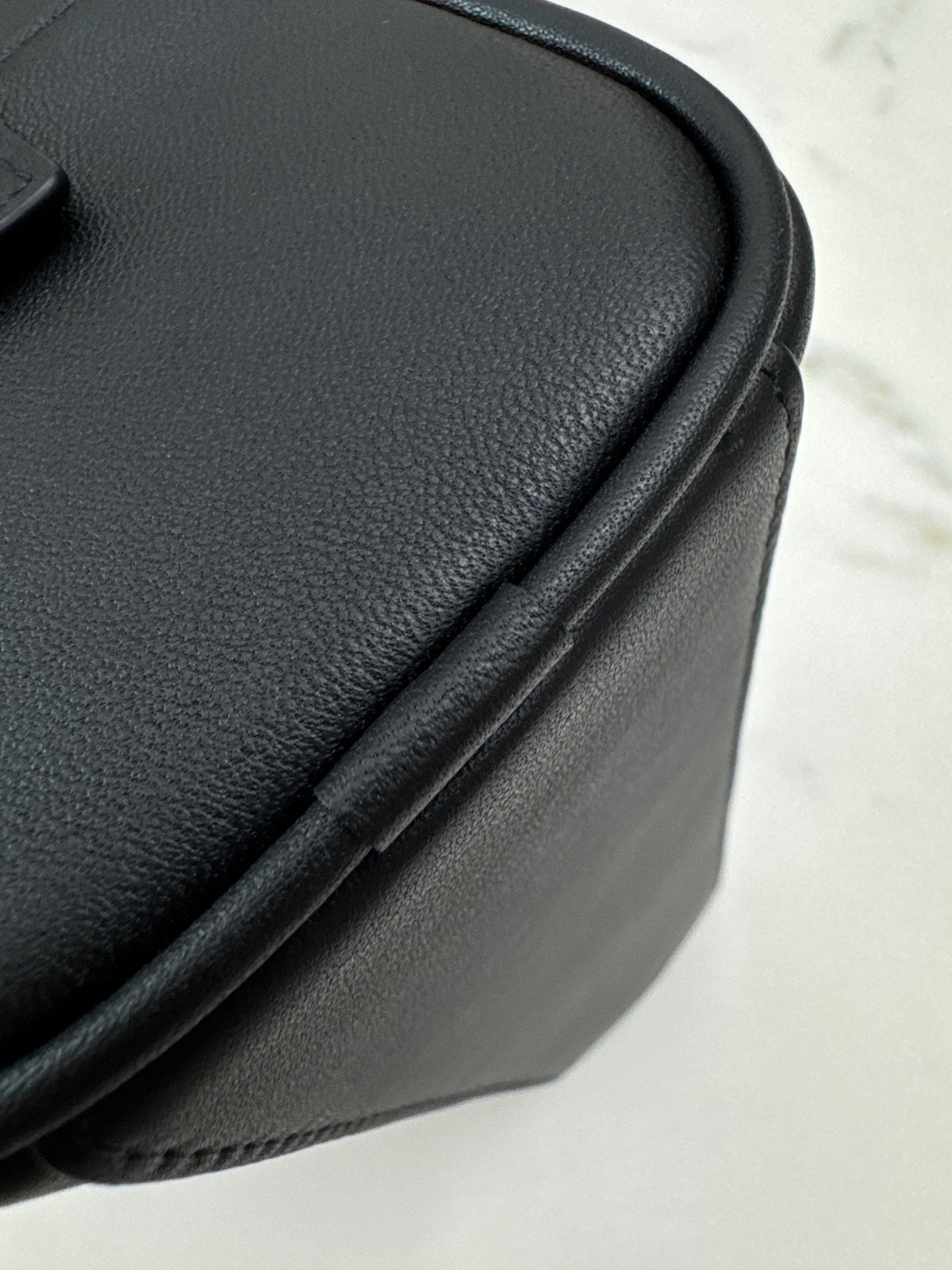 CHANEL 26A Mini 保齡球包 黑色