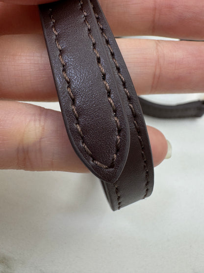 MIU MIU Acardie Regular 石楠木色