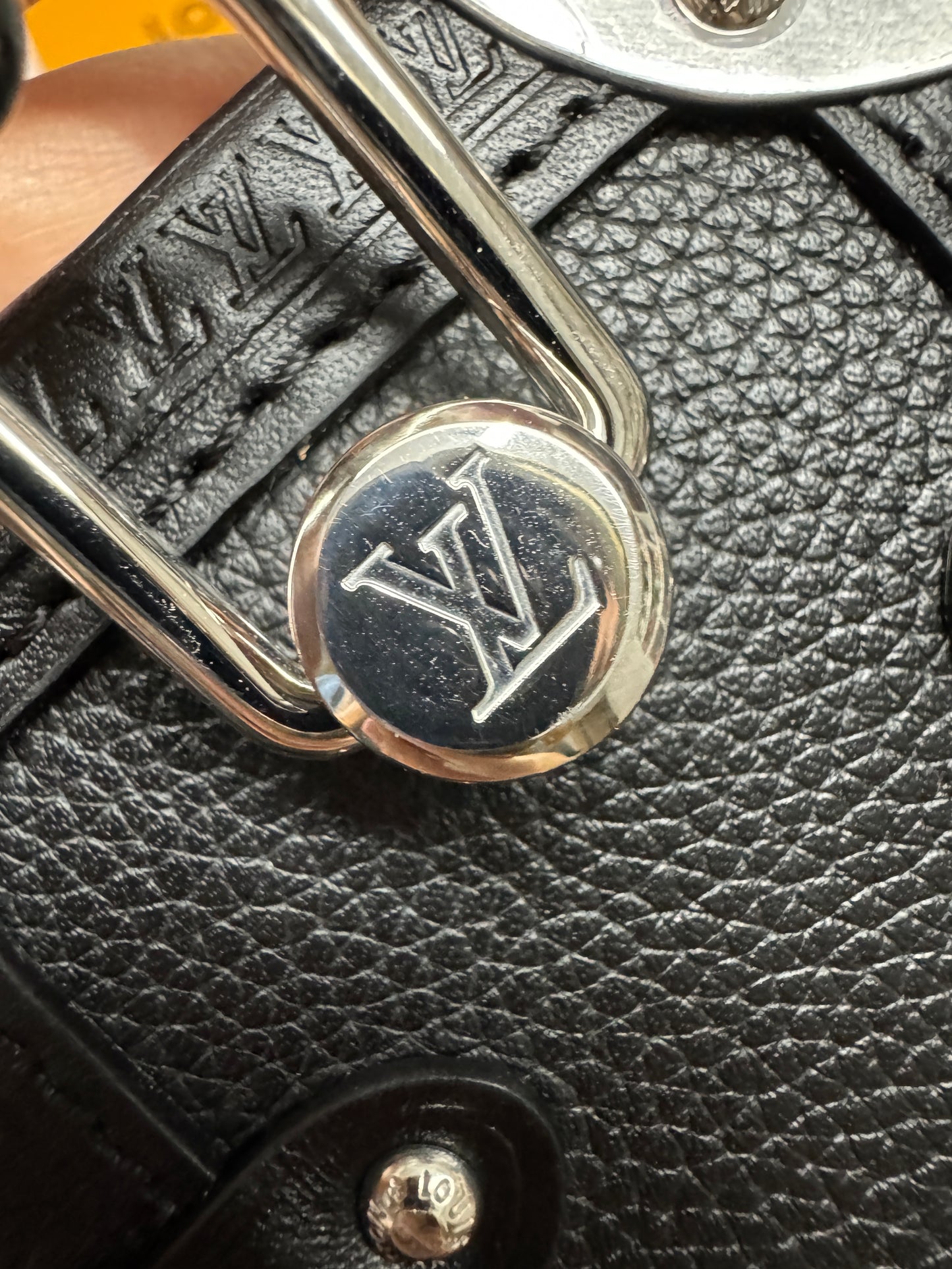 LV Side Trunk MM 黑色皮款