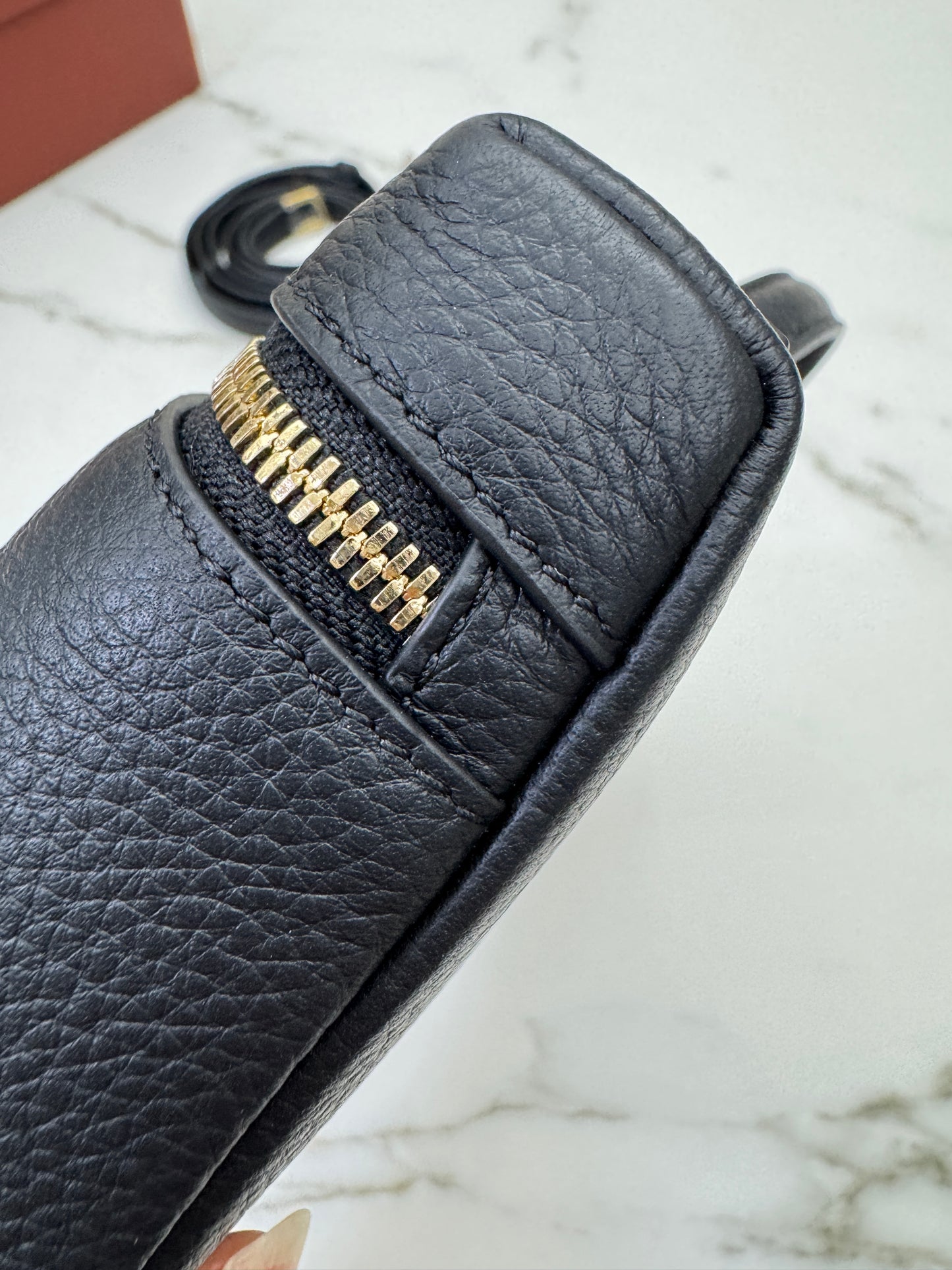 LORO PIANA Extra Pocket 19 黑金