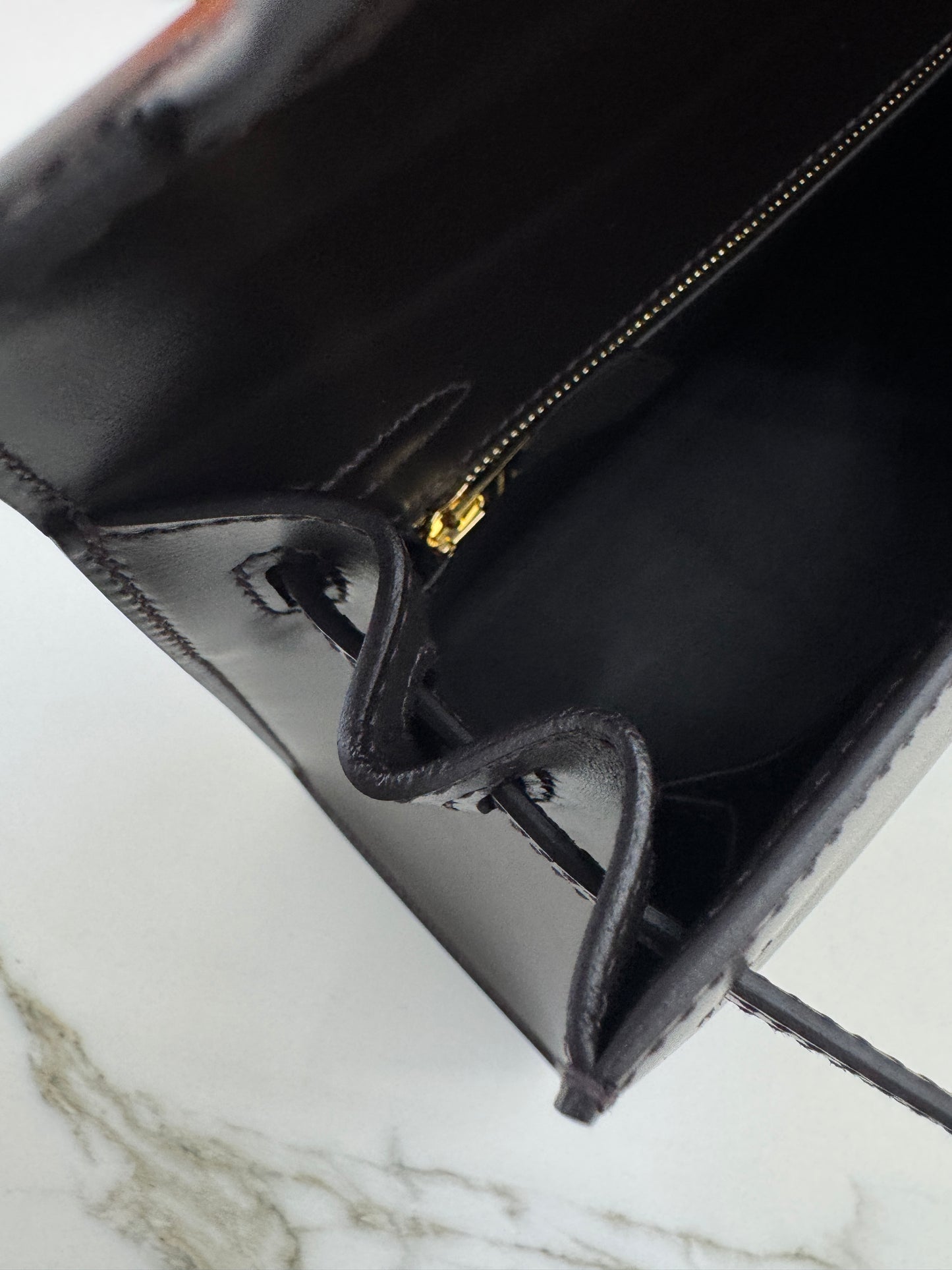 HERMES Kelly 25 烏木色Box皮金扣 外縫 Ebene Box Leather Seilier GHW