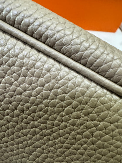 HERMES Lindy26 馬爾法米 銀扣 TC