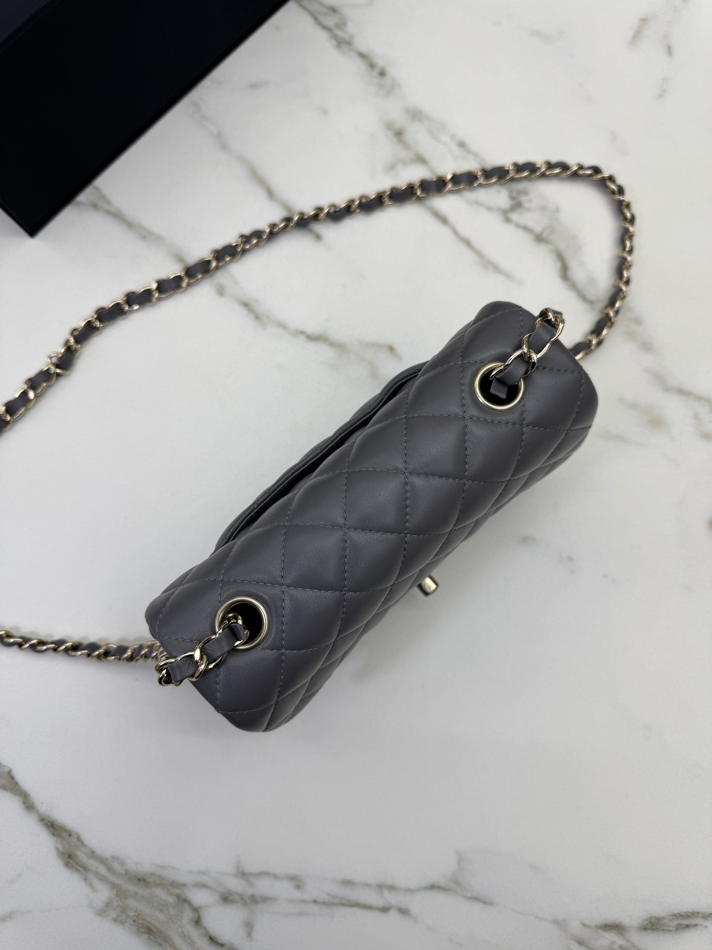 CHANEL Mini CF 深灰色羊皮淺金扣
