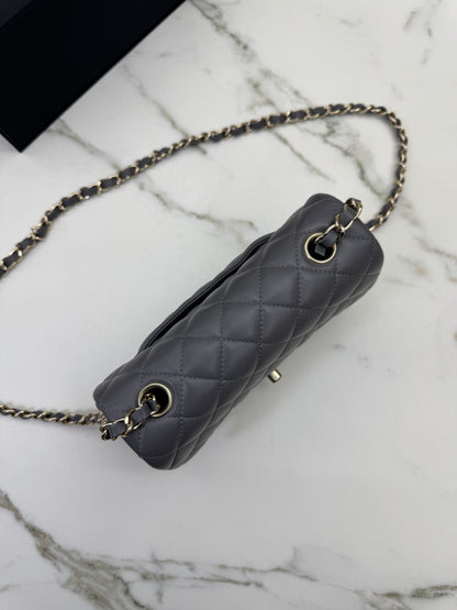 CHANEL Mini CF 深灰色羊皮淺金扣