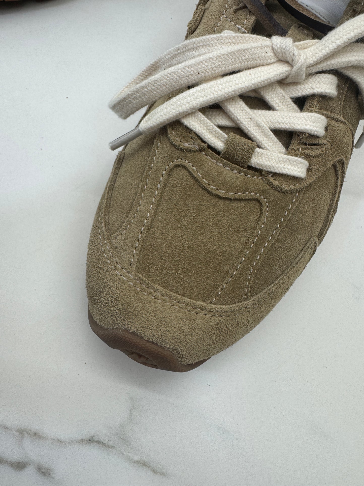 MIU MIU X NB 530 卡其淺棕色運動鞋