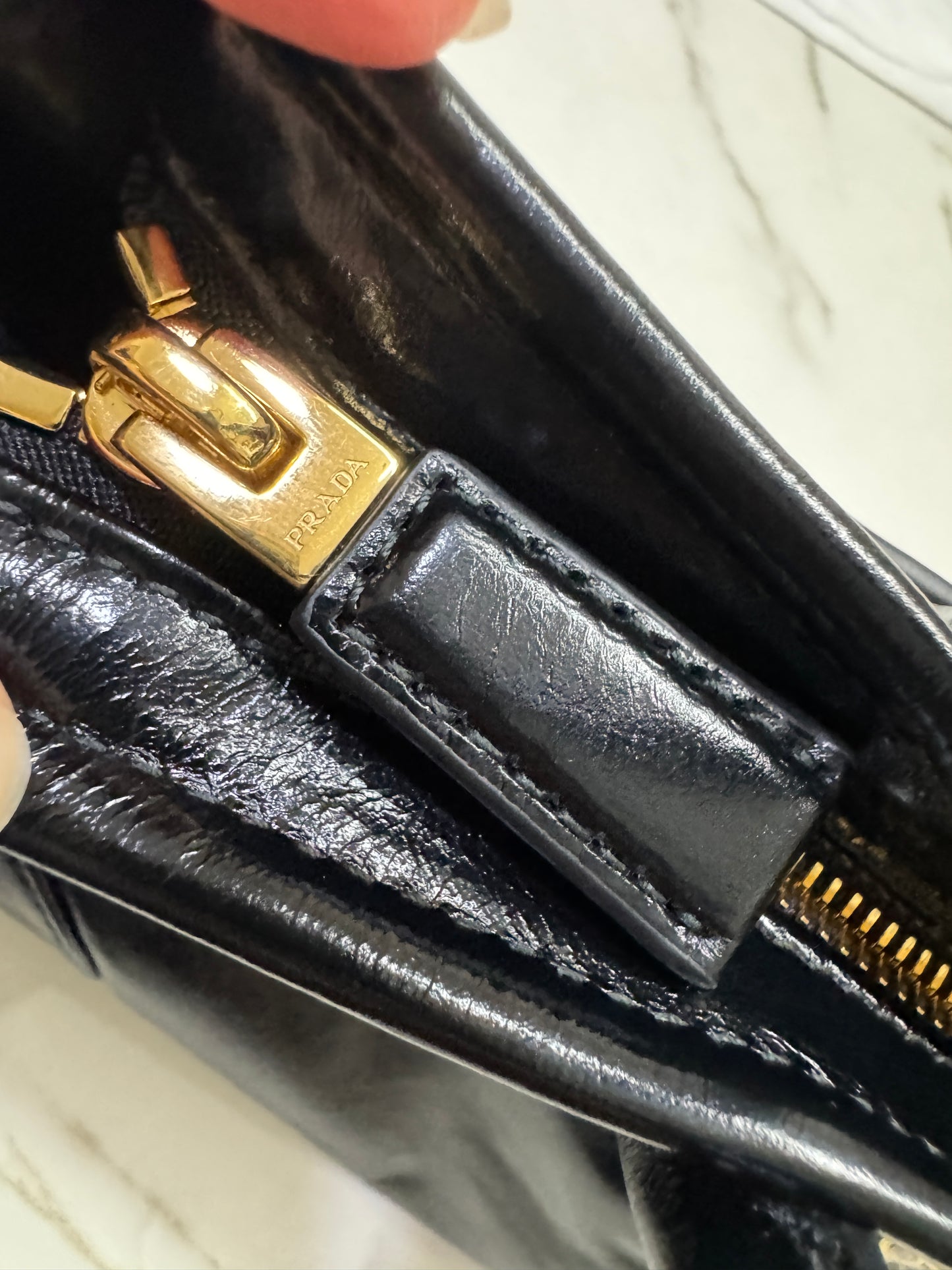 PRADA Soft Lux 中號 黑色