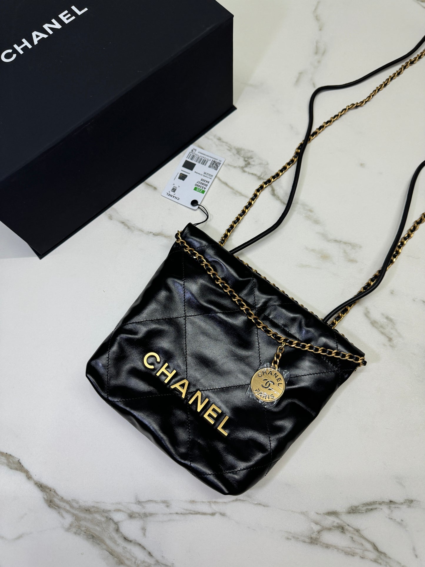 CHANEL Mini 22bag 新版 黑金