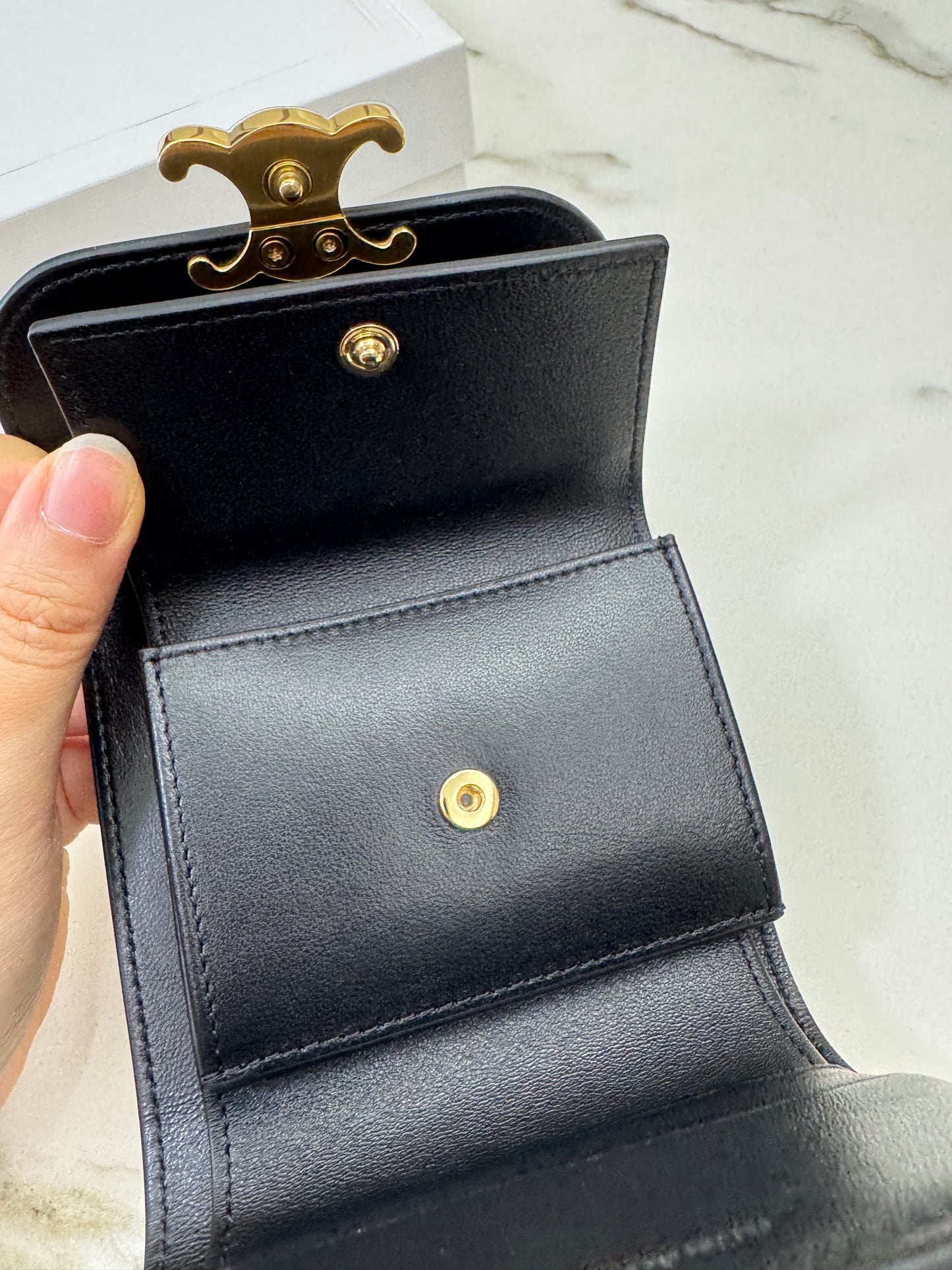 CELINE Wallet 凱旋門金扣Box皮