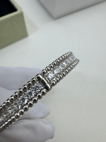 VCA Perlee Bracelet 1 Row