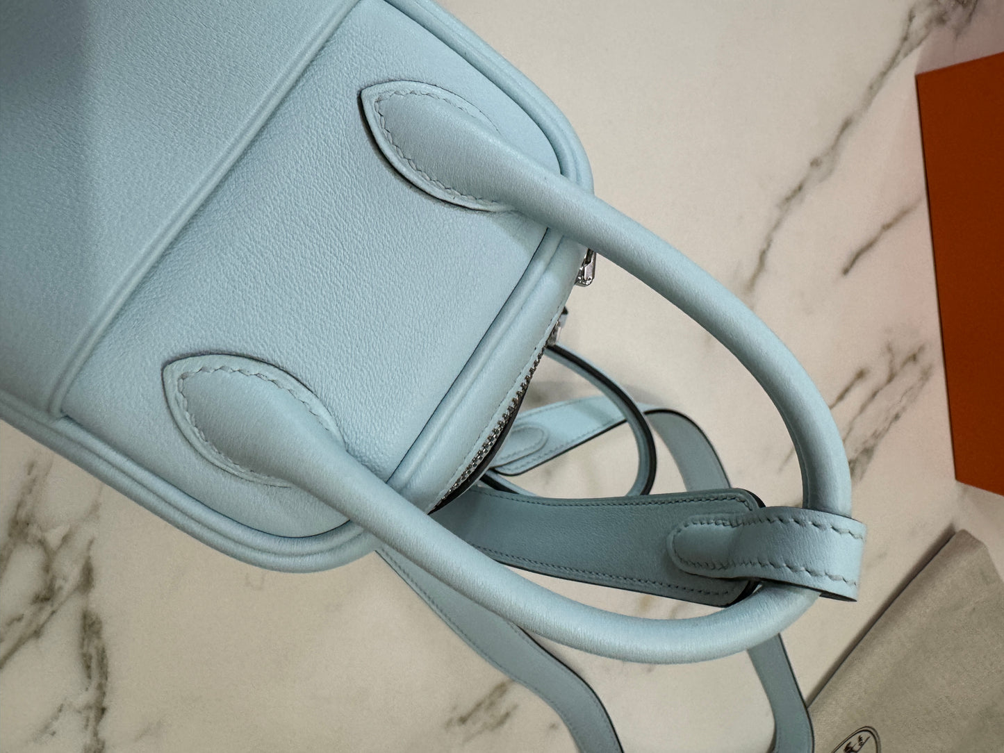 HERMES Mini Lindy 霧霾藍T0 銀扣 swift