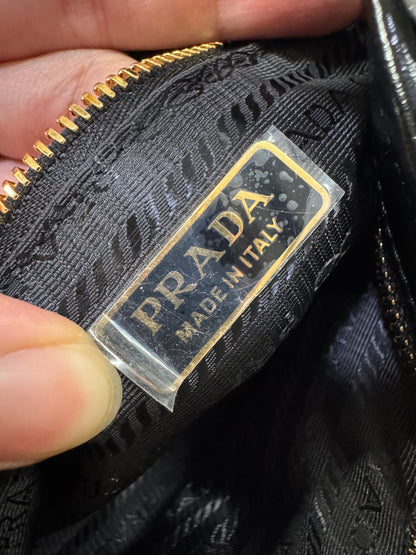 PRADA Soft Lux 中號 黑色