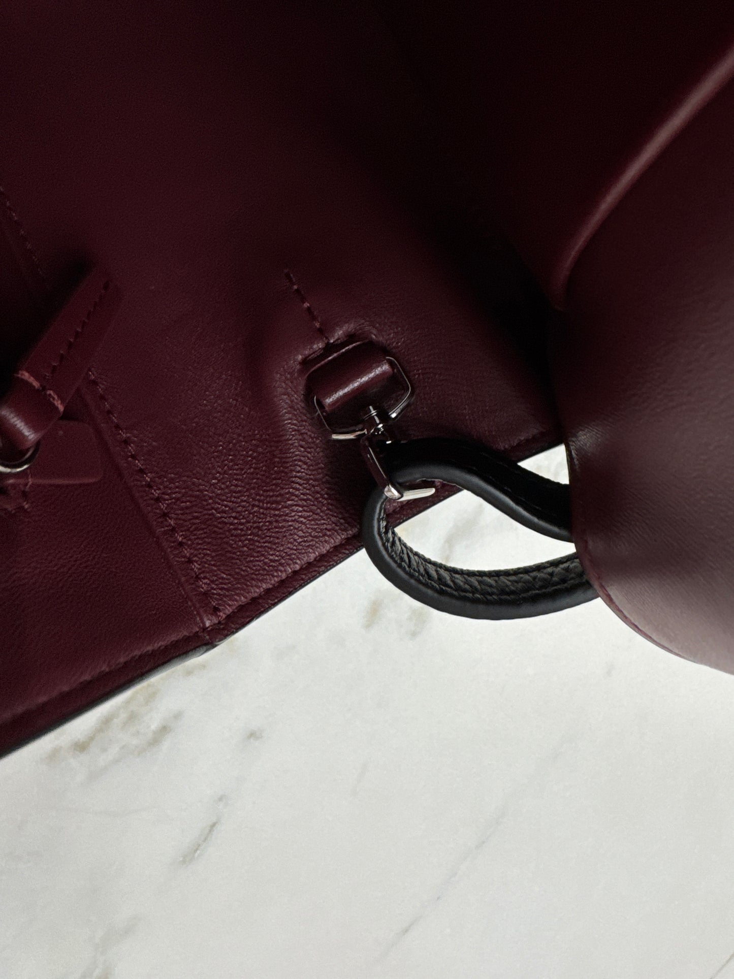 CHANEL 26S Maxi Flap Bag 黑銀小號（32cm)