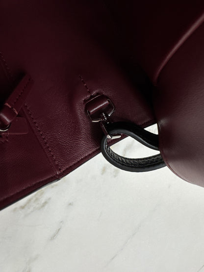 CHANEL 26S Maxi Flap Bag 黑銀小號（32cm)