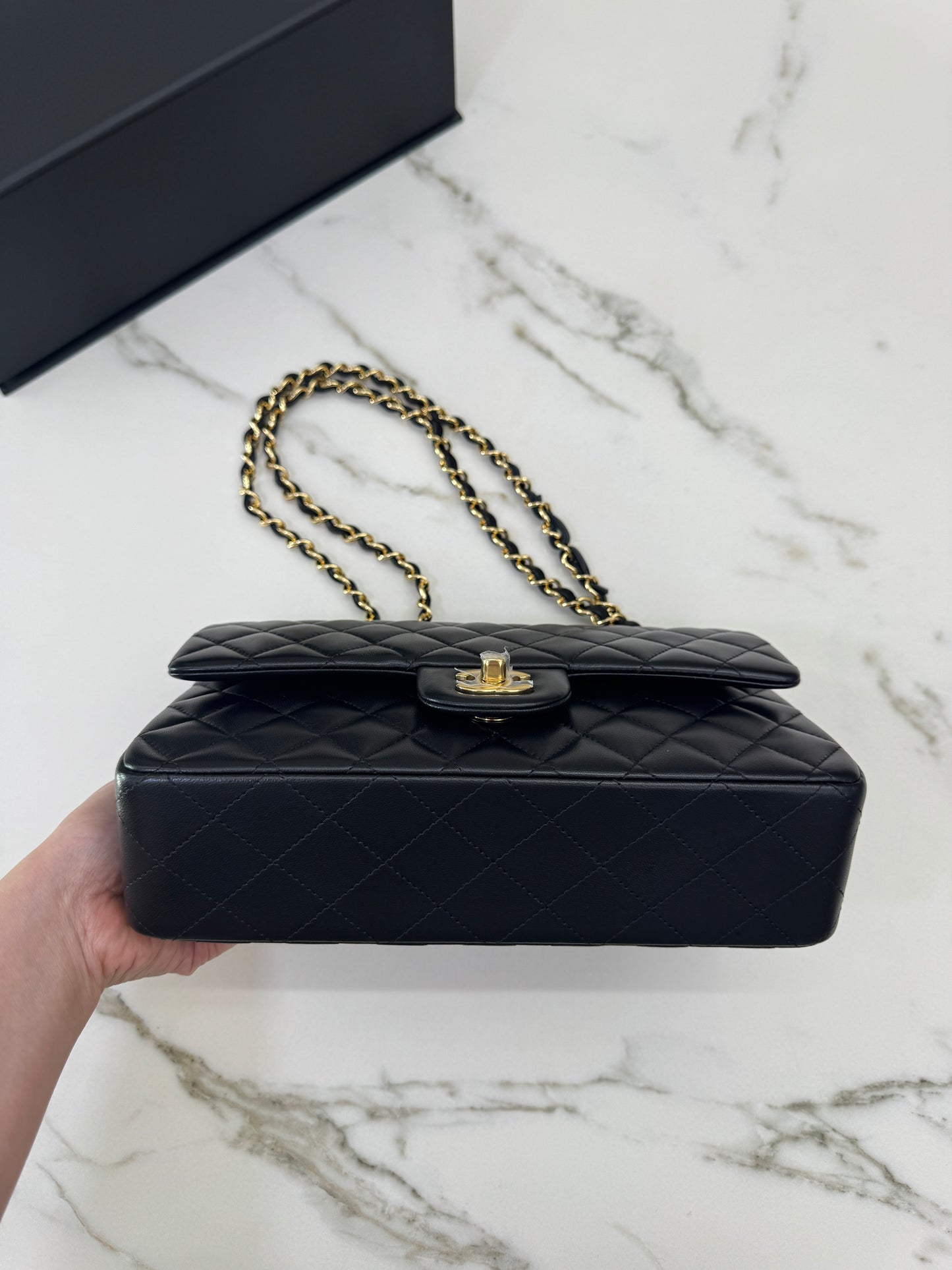 CHANEL CF25 Medium 黑金羊