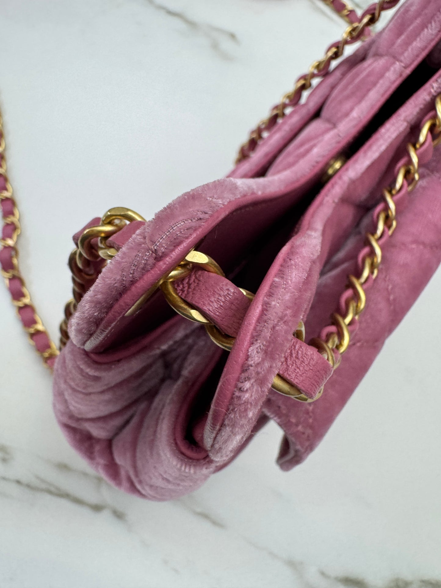 CHANEL 天貓精靈 乾燥玫瑰粉絲絨