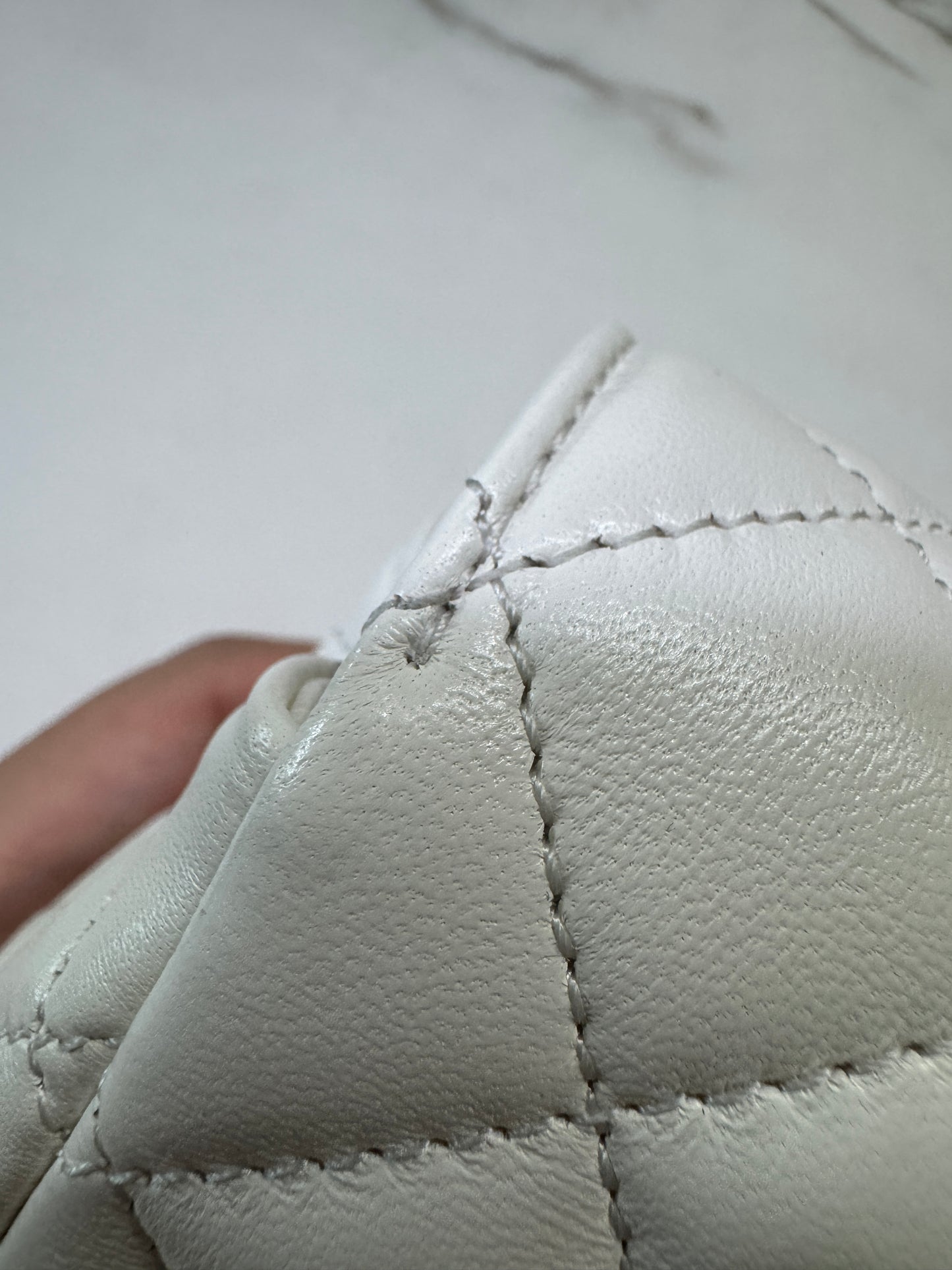 CHANEL 23A水鑽手柄 Mini CF Handle 白色