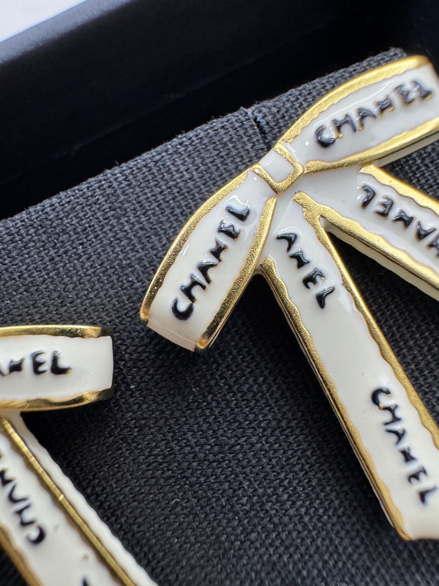 CHANEL 中古蝴蝶結耳環