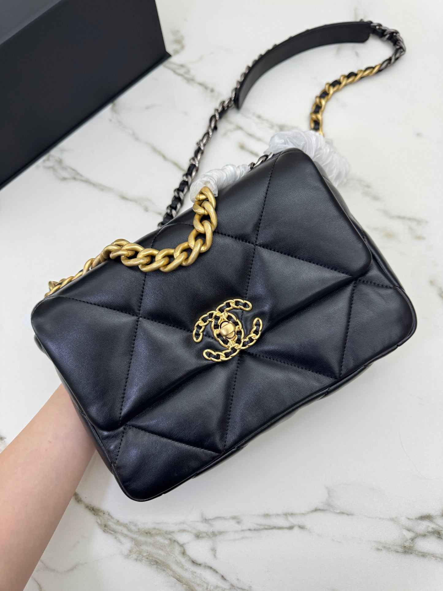 CHANEL 19Bag 黑金 Small