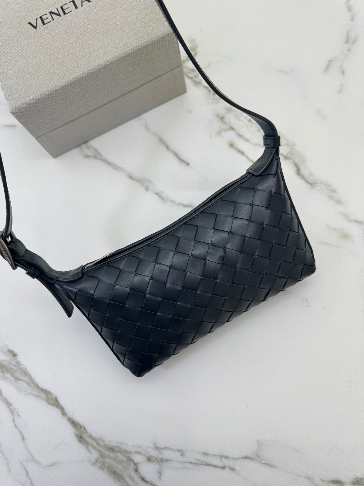 BV Traveller Pouch 灰綠色