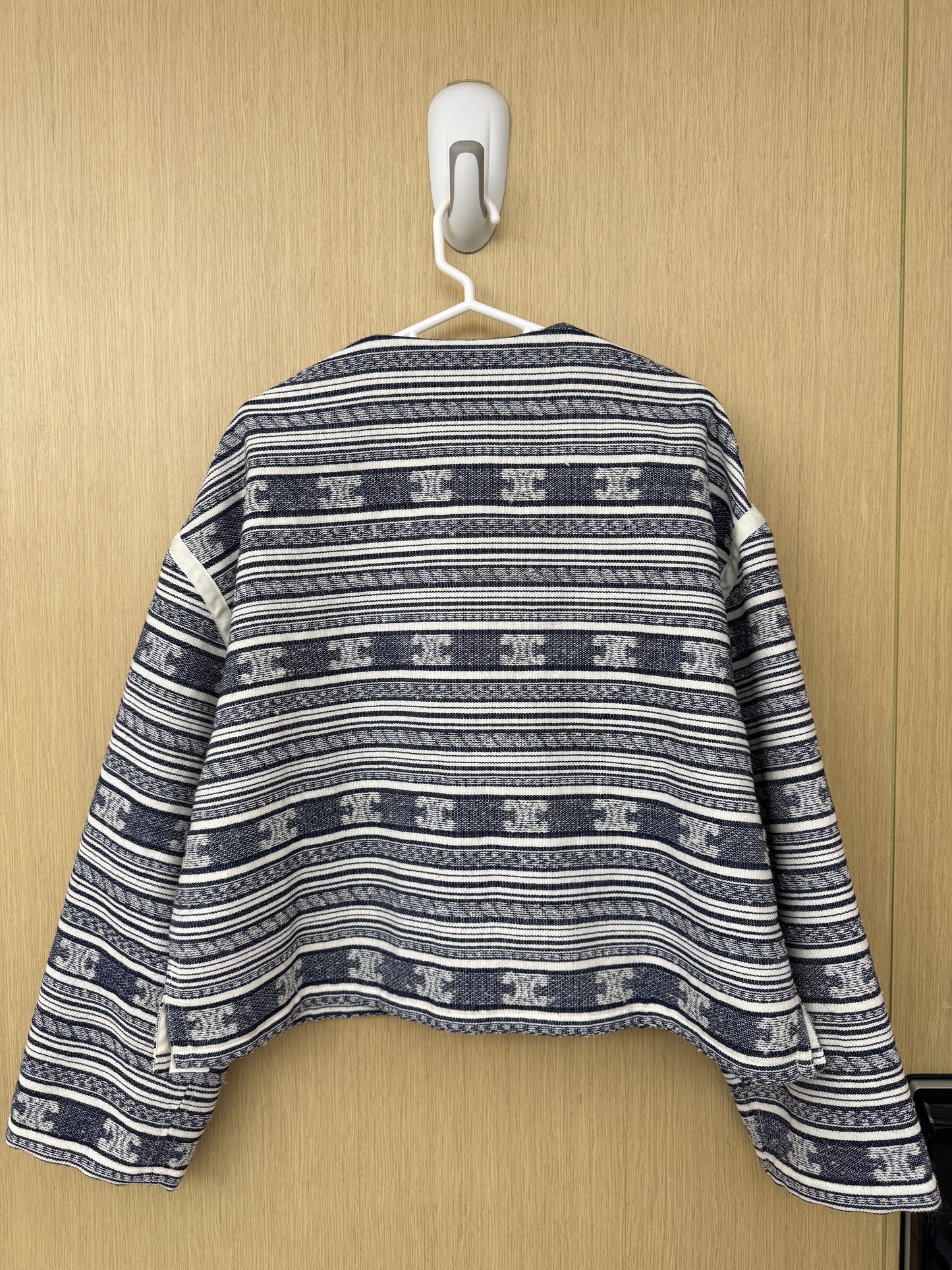 CElLINE 凱旋門Logo橫紋外套