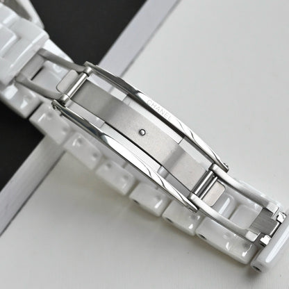 CHANEL J12 33mm