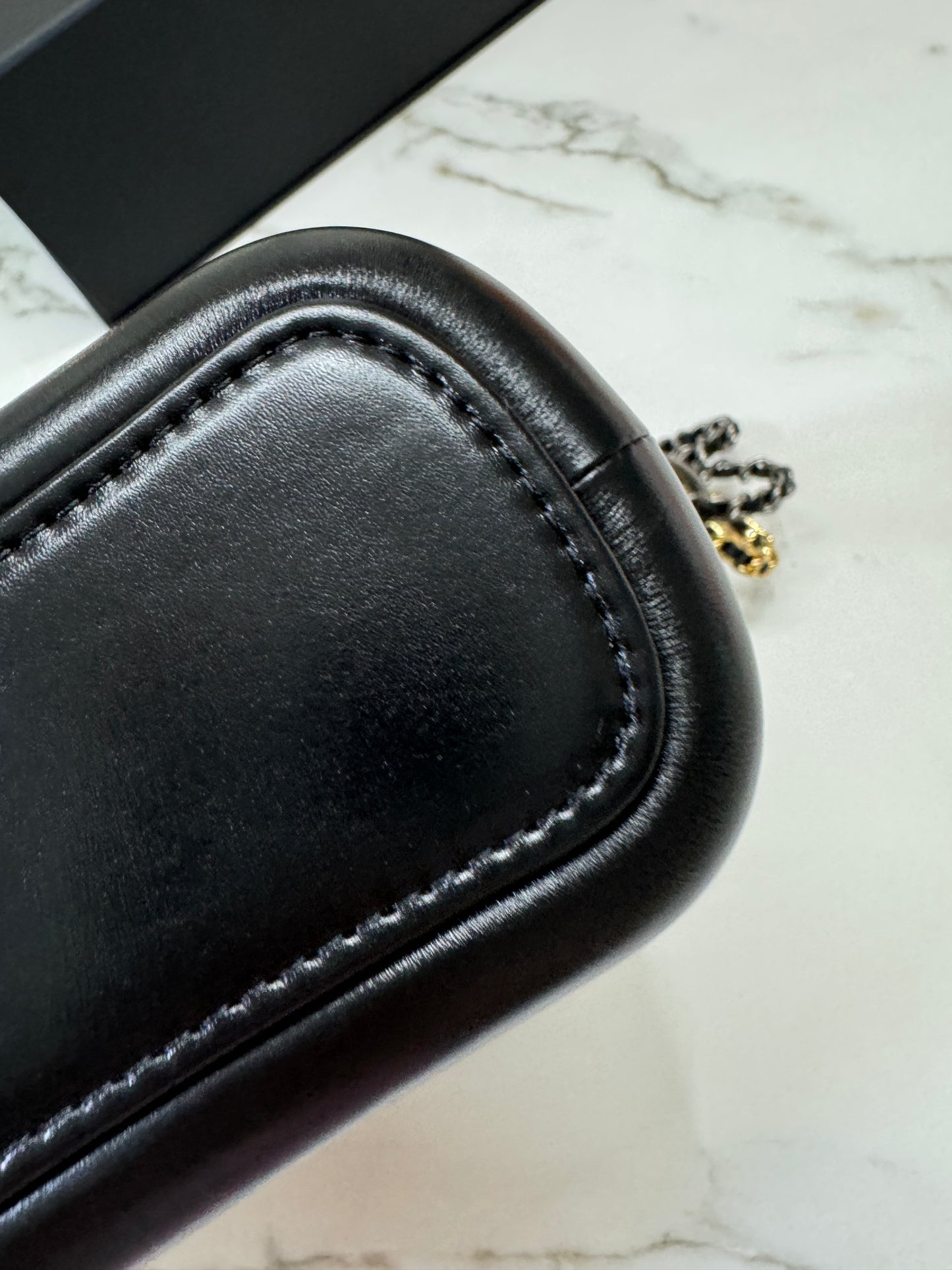 CHANEL Gabrielle 流浪Hobo Small 20cm