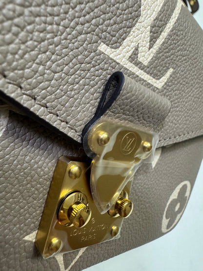 LV Pochette Metis 大象灰