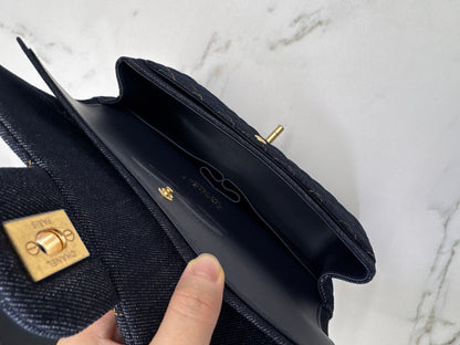 CHANEL 26P深藍牛仔 CF25 Medium