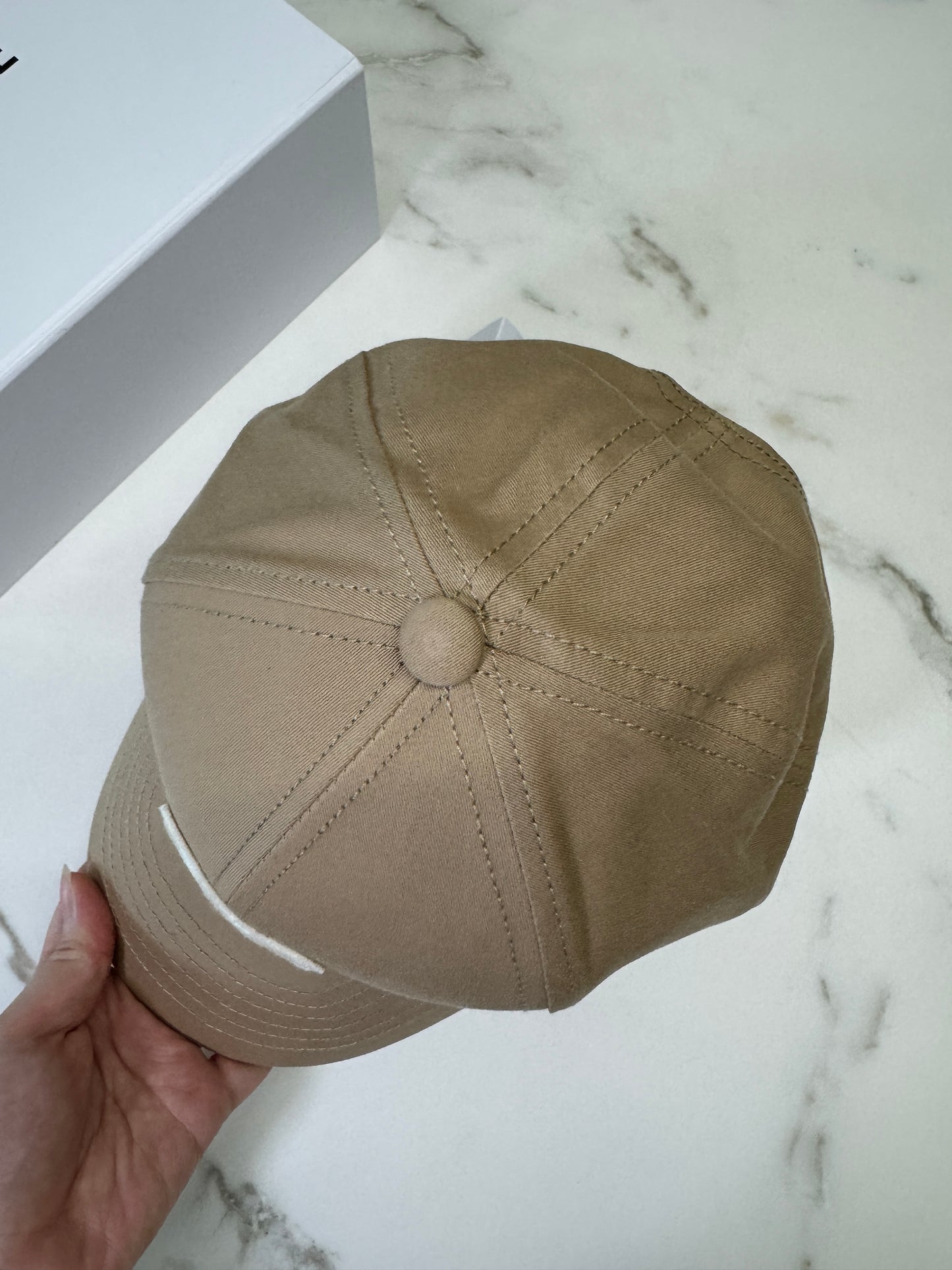 CELINE 凱旋門鴨舌帽 卡其色