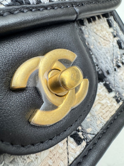 CHANEL 22K 郵差豆腐包 漸變Tweed