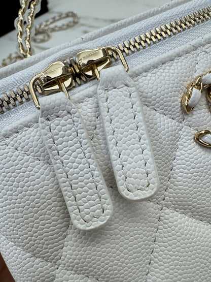 CHANEL 26S 交叉手柄長盒子 白色