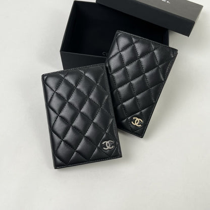 CHANEL Passport Holder 黑色牛皮 金扣/銀扣