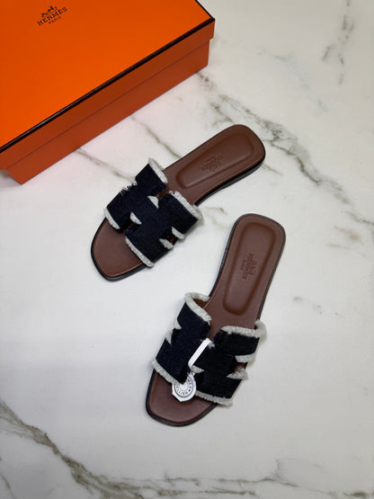 HERMES Oran 深藍牛仔拖鞋