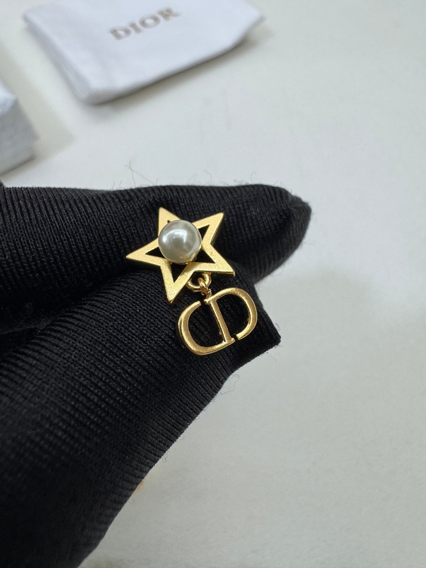 DIOR 星星珍珠耳環