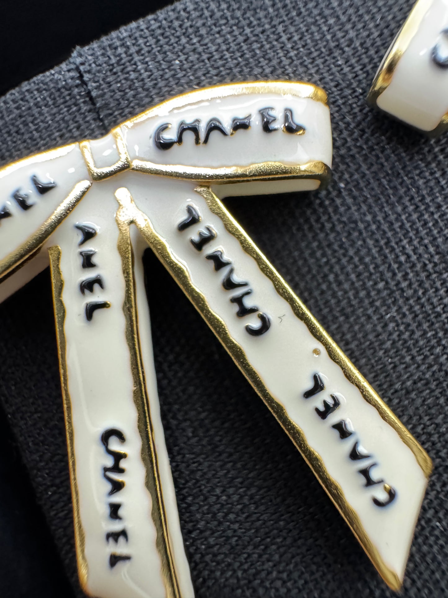 CHANEL 中古蝴蝶結耳環