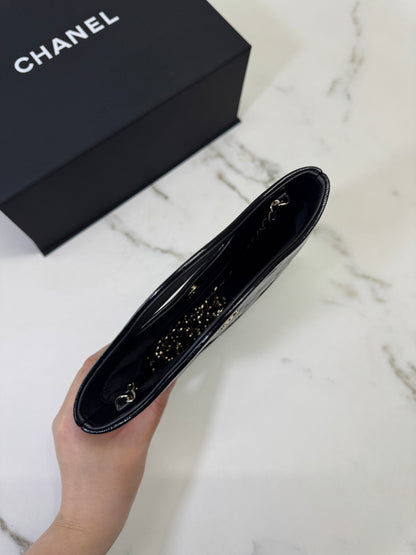 CHANEL 31Bag Nano 黑色油臘羊皮