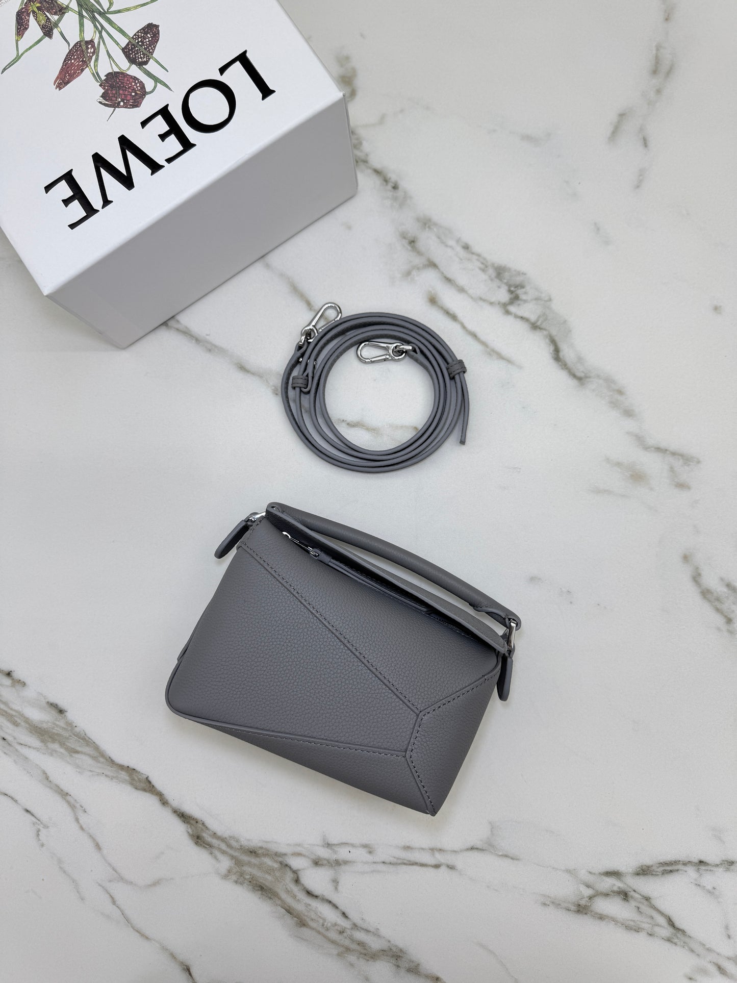 LOEWE Mini Puzzle 珍珠灰