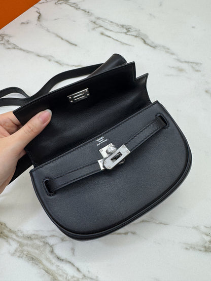 HERMES Kelly Moove 黑銀 Swift Noir PHW